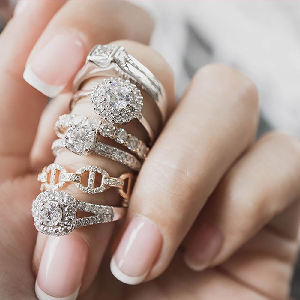 Choosing an Engagement Ring on a Budget