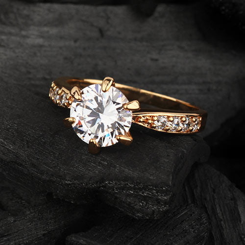 Gold-Diamond-Ring