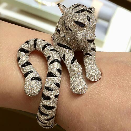 Jewellery-tiger