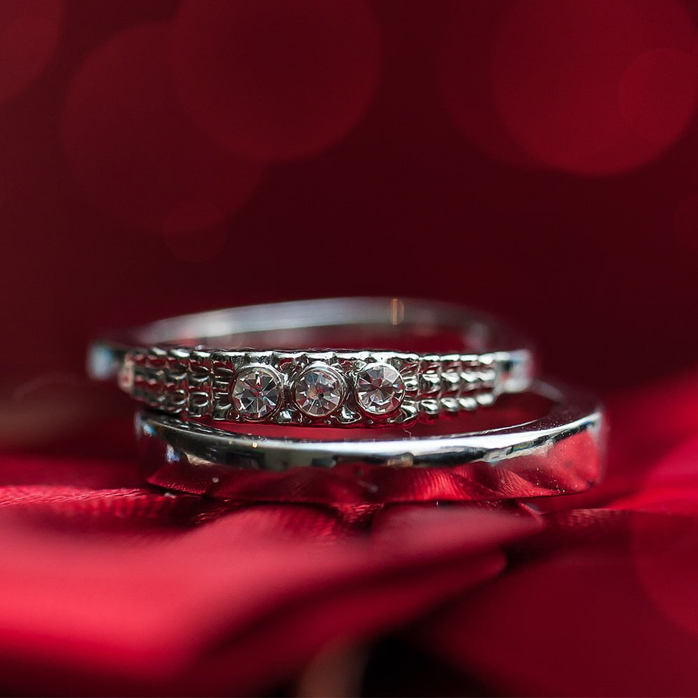 Promise Ring Vs. Eternity Ring: What’s The Difference?