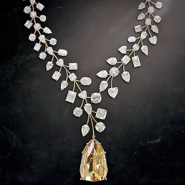 The Incomparable diamond necklace