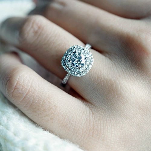 Unique-engagement-ring-for-her