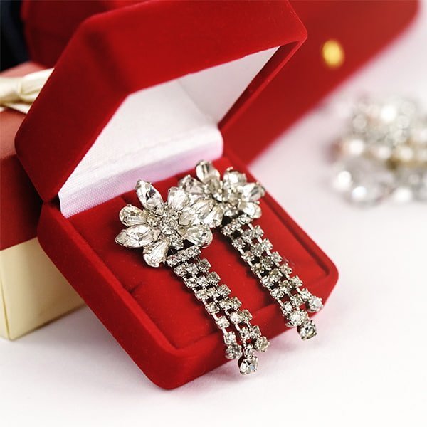 diamond earrings gift