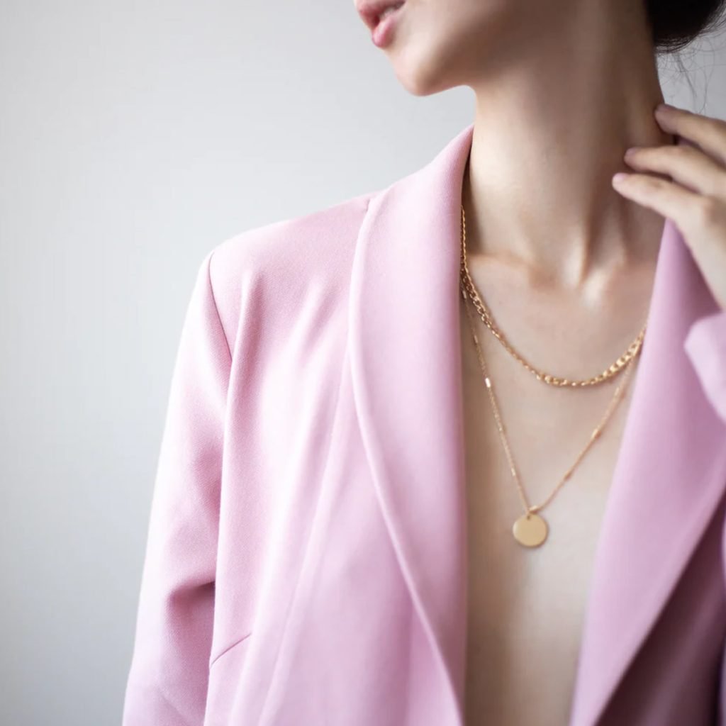 How to pair your office outfit with jewellery