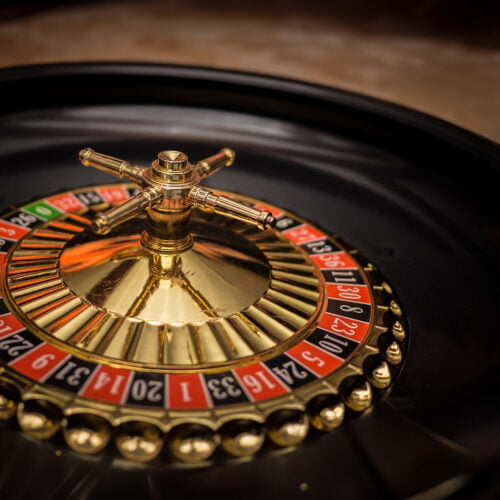 How to Coordinate Your Jewelry with Casino-Themed Events