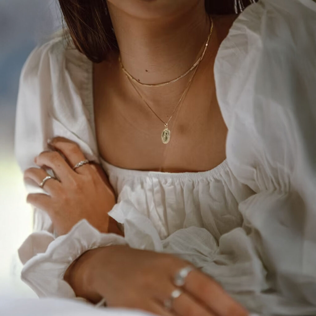Best Bespoke Engagement Rings in Hatton Garden: A Guide to London’s Top Jewellers