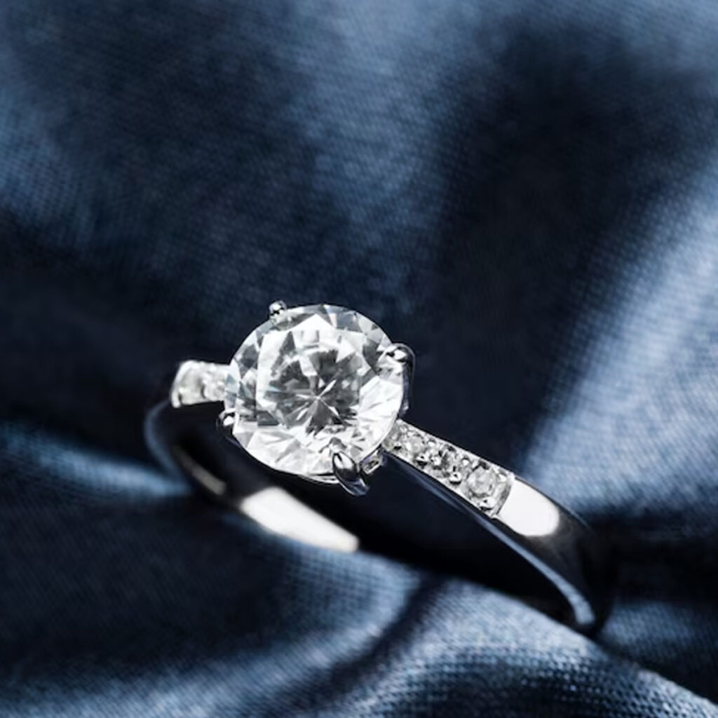 cushion cut, engagement rings, luxury diamonds