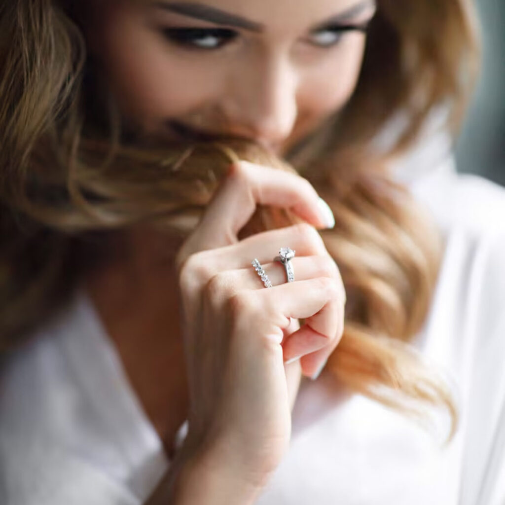 cushion cut, engagement rings, luxury diamonds